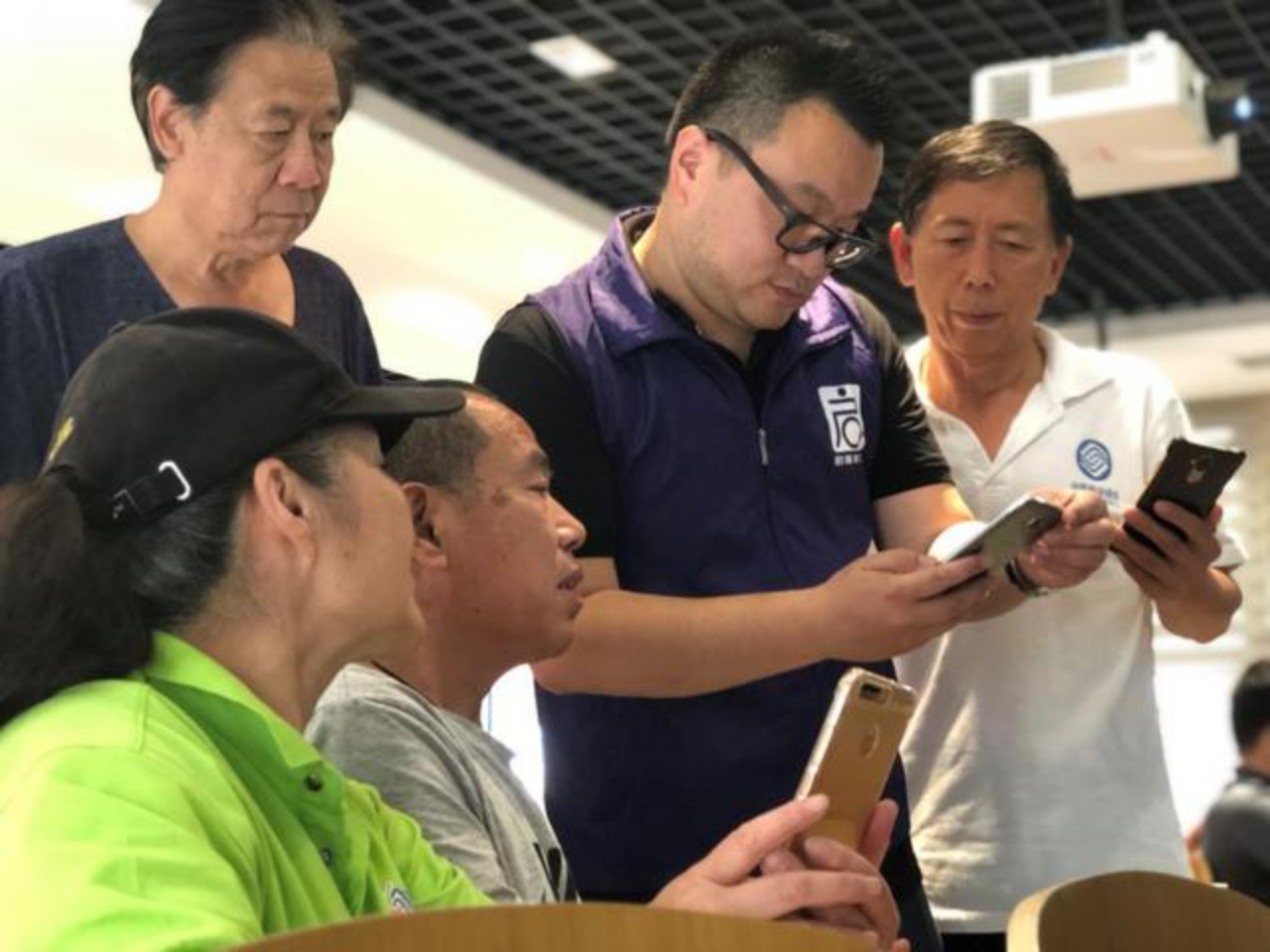 暂无图片