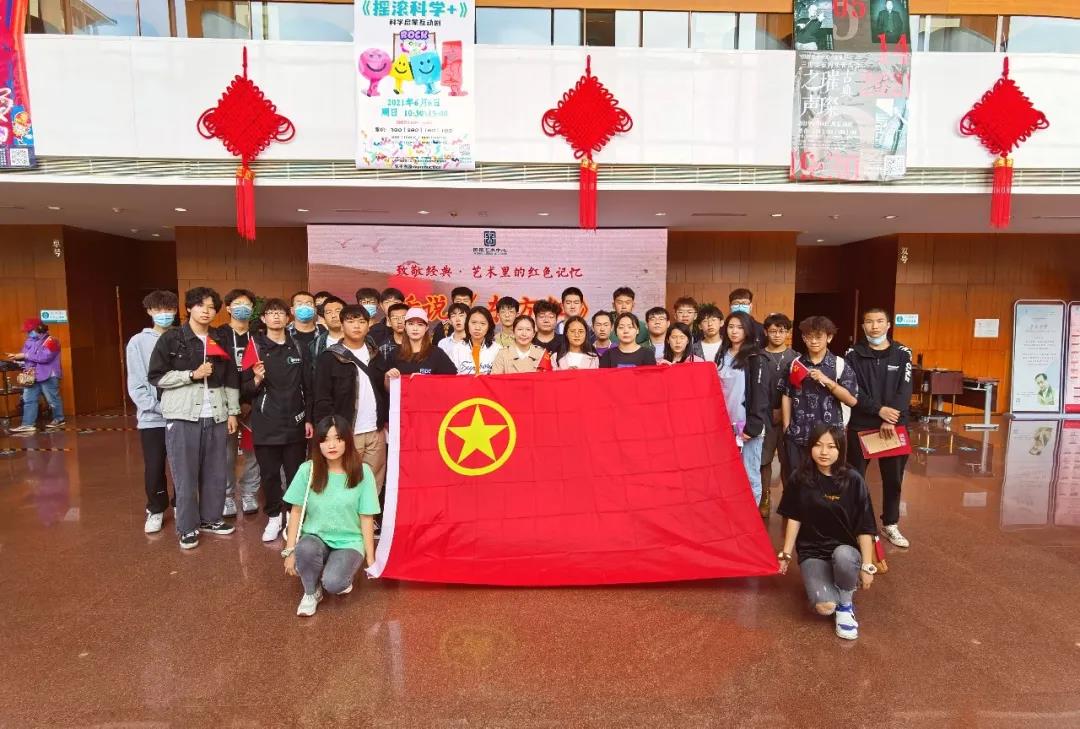 暂无图片