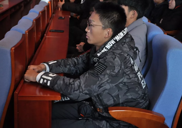 Beat365唯一官方网站海淀校区学生军训团工作推进会召开